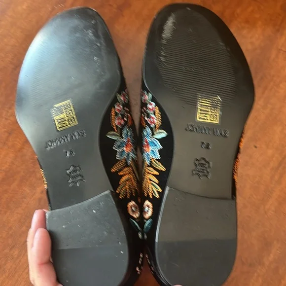 Johnny Was Bianca smocking Loafers 7.5 - Picture 5 of 7